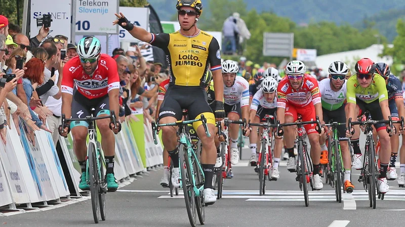 Dylan Groenewegen je letos dobil etapo tudi na dirki po Sloveniji. FOTO: Uroš Hočevar/Delo