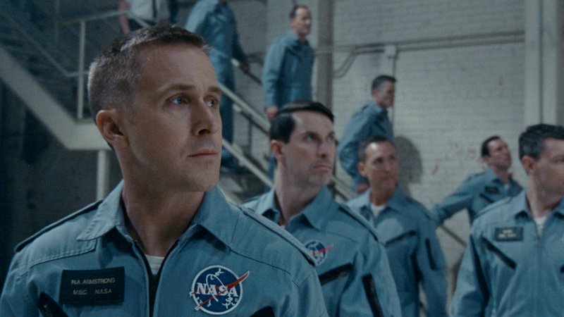 Fotografija: Ryan Gosling kot Neil Armstrong v filmu Prvi človek.
FOTO: promocijsko gradivo