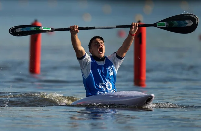 Tominc si je v finalu privozil skoraj sekundo naskoka. Foto Ioc