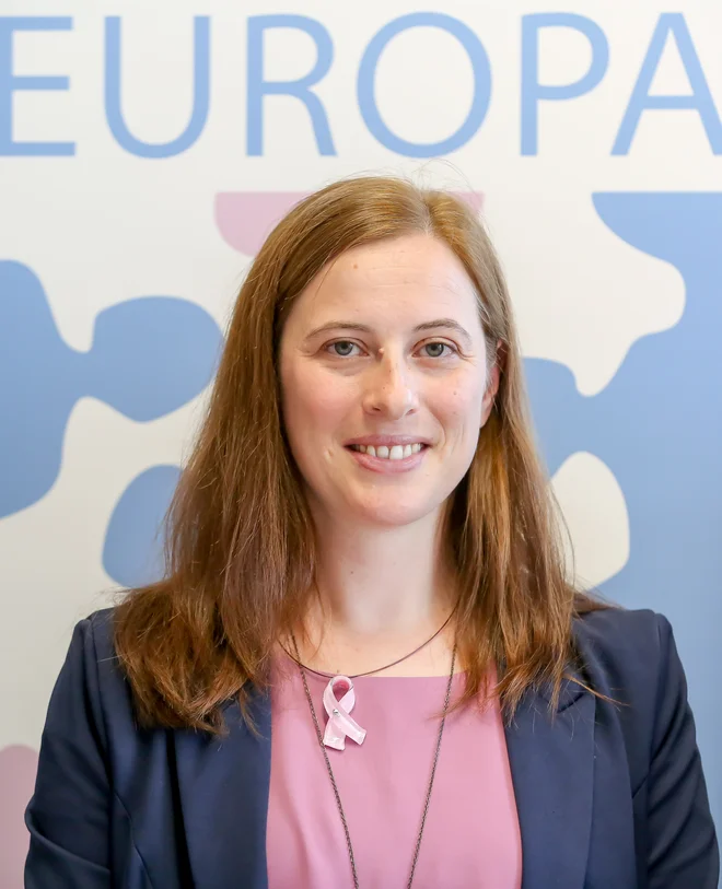Predsednica združenja Europa Donna Slovenija Tanja Španić opaža, da številni delodajalci ne poznajo pravic in olajšav, ko gre za zaposlene z rakom dojk. FOTO: Aleš Černivec/Europa Donna Slovenija