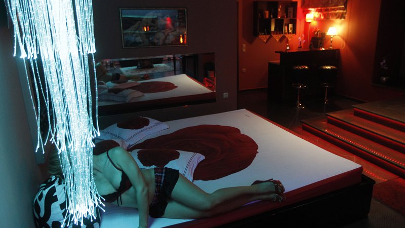 Fotografija: Aleš Kopač ostro zavrača povezovanje njihovih masaž s prostitucijo. Fotografija je simbolična. FOTO: Reuters