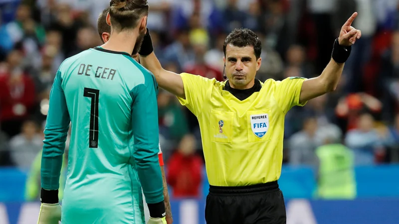 Fotografija: VAR je na SP v Rusiji "debitiral" z odliko, zato ima v nogometnem svetu vse več podpornikov. FOTO: Reuters