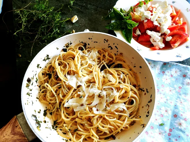 Poletov recept: Manj je več špageti. FOTO: Tanja Drinovec