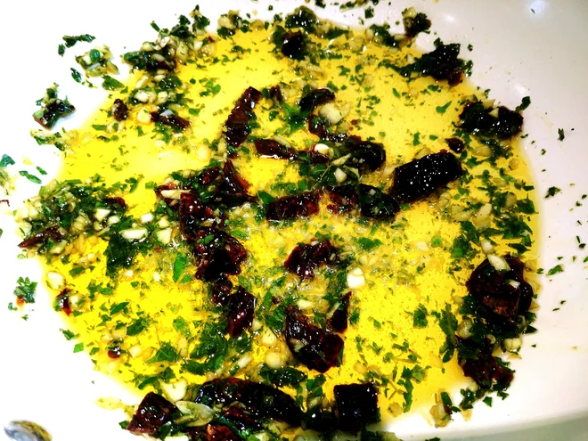 Poletov recept: Manj je več špageti. FOTO: Tanja Drinovec