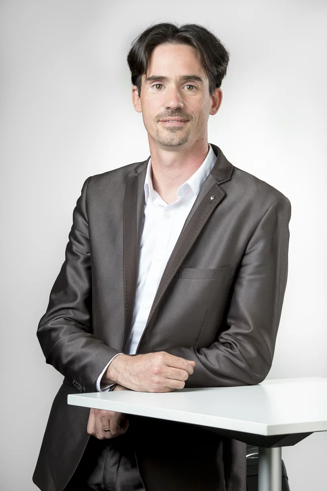 Generalni direktor podjetja Renault Nissan Adriatic François Delion je napovedal skorajšnjo predstavitev električnega twinga. To bo prvi baterijski električni avtomobil, ki v celoti nastaja v Sloveniji. FOTO: Raphael Soret/Renault Nissan Adriatic