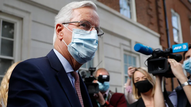 Fotografija: V London se je danes zaključil najnovejši krog trgovinskih pogajanj med EU in Združenim kraljestvom, na katerem je sodeloval tudi Michel Barnier, glavni pogajalec evropske komisije. Foto: Tolga Akme/Afp