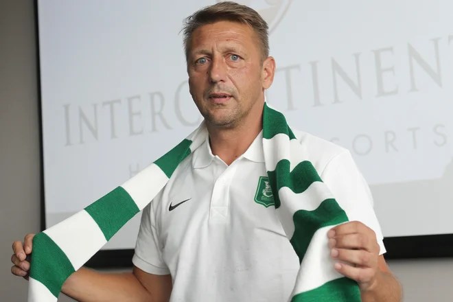 Zoran Barišić je igral 272 tekem v avstrijski bundesligi, Rapid je v prvi ligi vodil na 158 tekmah. FOTO: Tomi Lombar/Delo