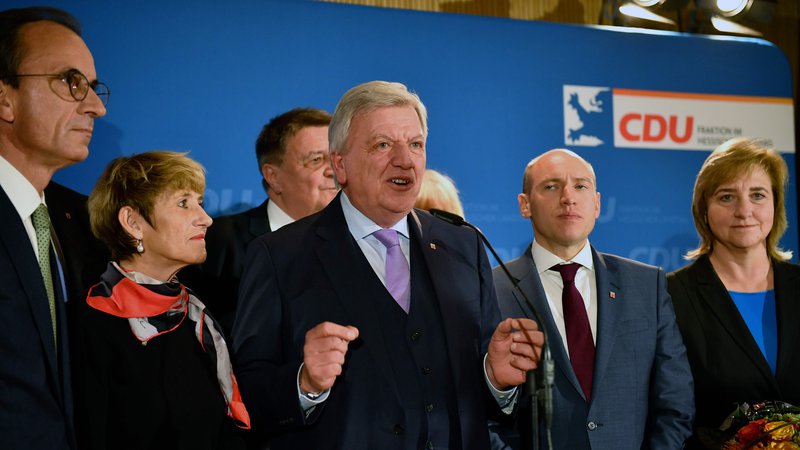 Fotografija: Krščanskodemokratski premier osrednje nemške dežele Volker Bouffier. FOTO: AFP