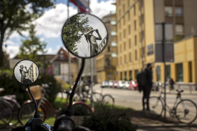 Programski svet bo s strokovnjaki iskal odgovore na vedno večje izzive krmarjenja med svobodnim ter sovražnim govorom in pojavom lažnih novic. FOTO: Voranc Vogel/Delo