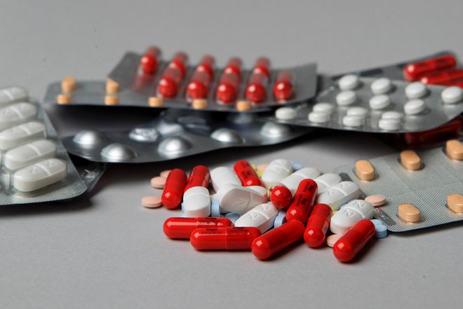 Farmacevtska industrija pri zaposlovanju ne pozna krize. FOTO: Blaž Samec/Delo
