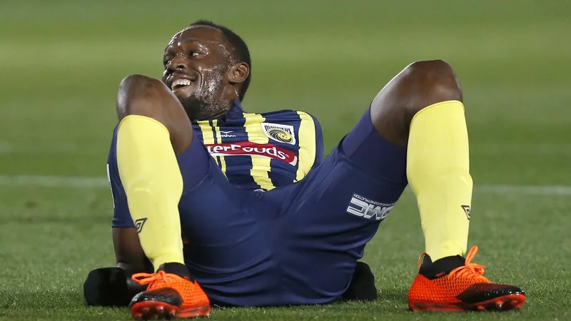 Fotografija: Usain Bolt bo nogometni izziv poiskal drugje. FOTO: Steve Christo/AP