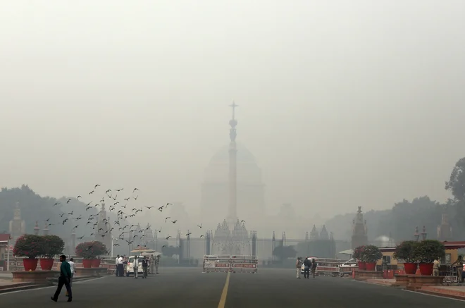 Novembra in decembra se kakovost zraka močno poslabša. FOTO: Anushree Fadnavis/Reuters