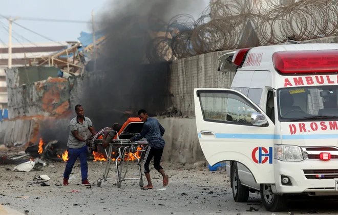 Umrlo je več kot 30 ljudi. FOTO: Reuters