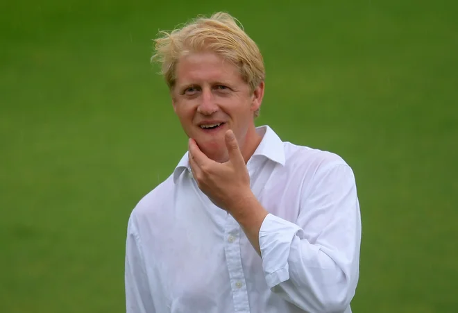 Zaradi nestrinjanja s pogajalskimi izhodišči vlade glede brexita je Jo Johnson odstopil. FOTO: Toby Melville/Reuters