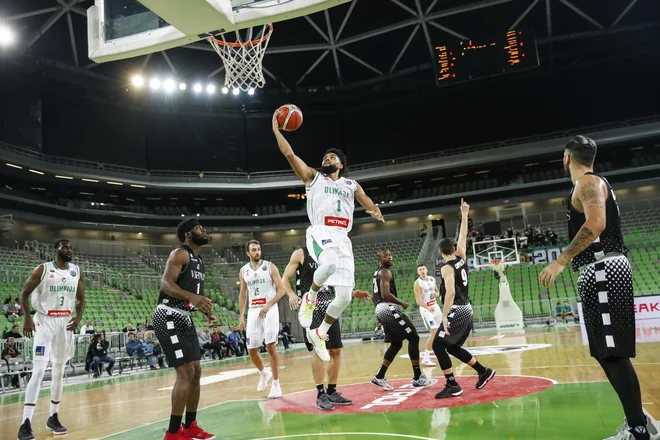 Scottie Reynolds je 10 točk prispeval že v prvi četrtini. FOTO: Uroš Hočevar/Delo
