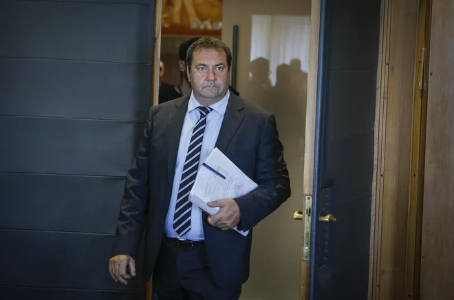 Predsednika Marjana Šarca pojasnila ministra Marka Bandellija glede sporne elektronske komunikacije oz. žuganja županskemu kandidatu Komna Eriku Modicu, kot kaže, niso prepričala.&nbsp;FOTO: Jože Suhadolnik/Delo