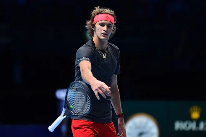Aleksander Zverev je proti Marinu Čiliću zelo slabo začel, a zmagovito končal. FOTO: AFP