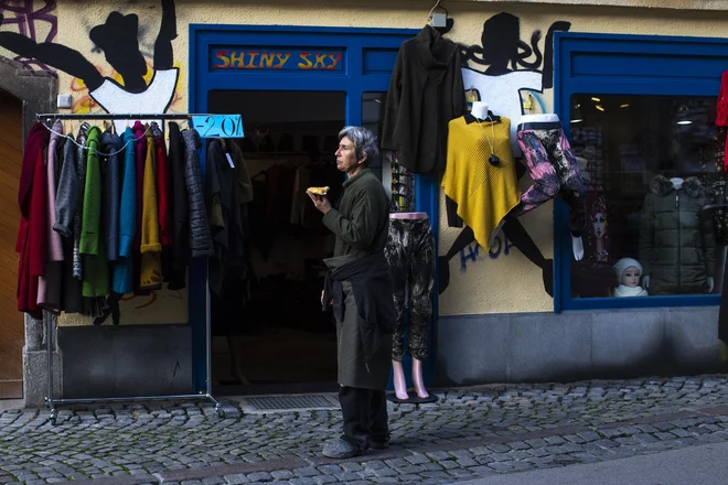 Marija Lah dela na Trubarjev skoraj tri desetletja. FOTO: Voranc Vogel/Delo