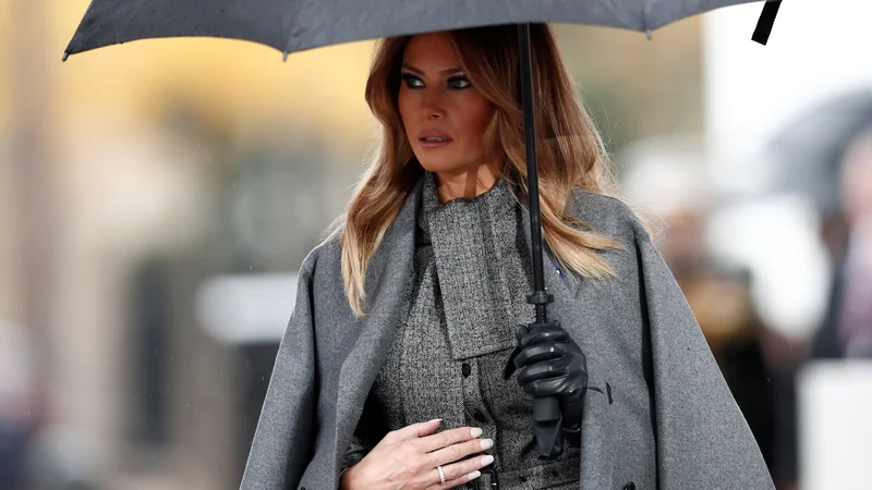 Fotografija: Pobuda za odstop glavne pomočnice je prišla iz strani prve dame Melanie Trump. FOTO: Reuters