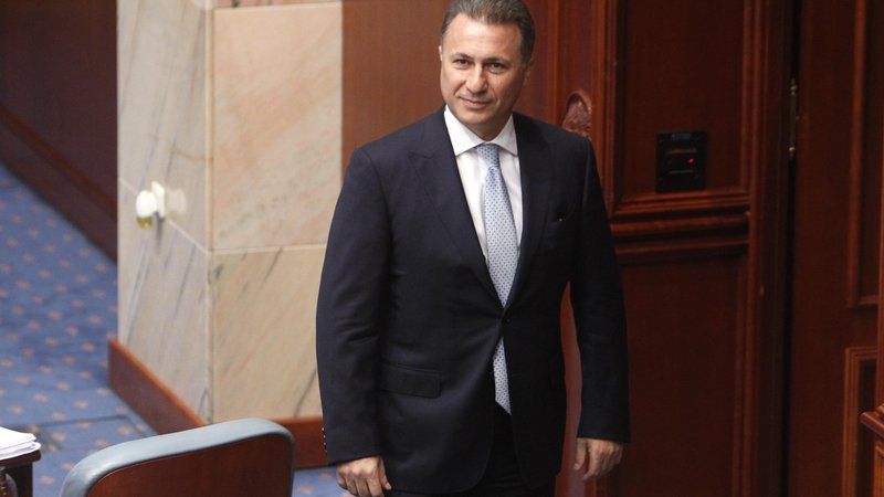 Fotografija: Če Gruevski ne bo končal za zapahi, ne bo nihče prepričal državljanov, da so pred zakonom vsi enaki.FOTO: Boris Grdanoski/AP