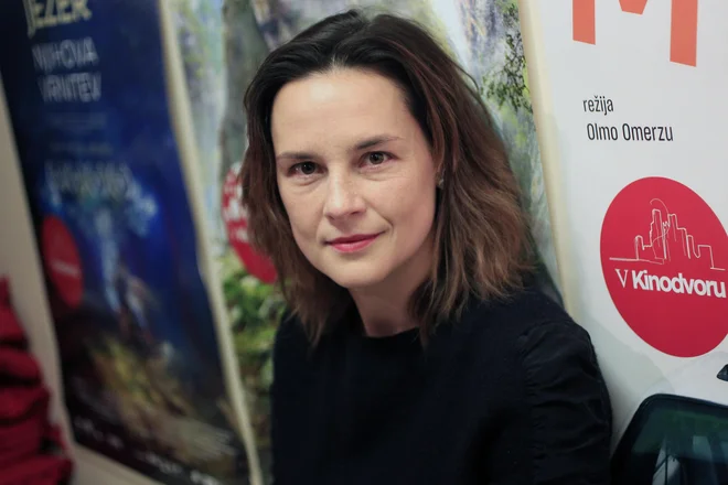Agnieszka Podsiadlik se je rodila leta 1981 v šlezijskem mestu Sosnowiec na Poljskem. Je gledališka in filmska igralka. Gledališki debi je imela v Šlezijskem gledališču v Katovicah v predstavi <em>Čakajoč Godota</em>. Doslej je nastopila kar v 32 celovečernih in kratkih filmih ter 22 gledaliških predstavah.<br />
FOTO:Roman Šipić