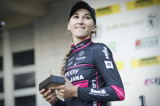 Polona Batagelj se je poslovila le od tekmovalnega kolesarstva. FOTO: Uroš Hočevar/Delo