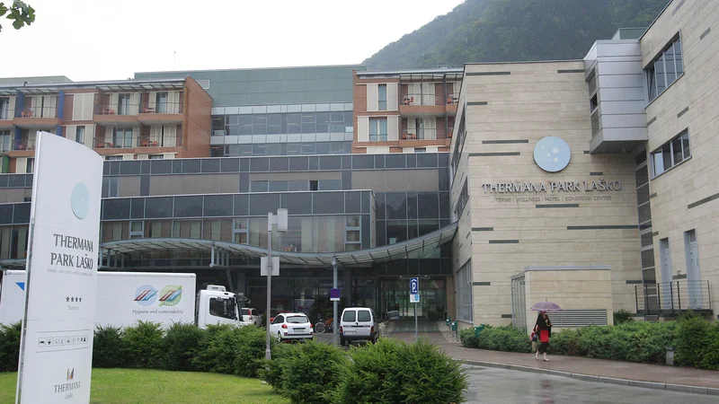 Kriminalisti še preiskujejo tudi druge domnevne nepravilnosti v laški Thermani, v predkazenskem postopku je tudi zadeva glede izgradnje termalnega parka, kjer preiskujejo izvajalce in nekdanjega direktorja Romana Matka. FOTO: Leon Vidic/Delo