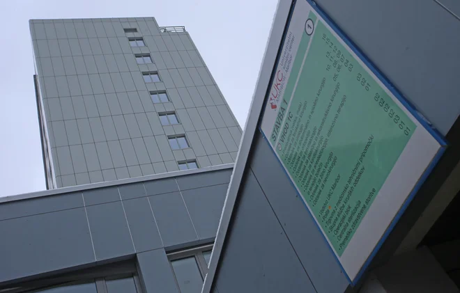 Minister za zdravje je dejal, da si bo »prizadeval« za enakovredno financiranje obeh univerzitetnih kliničnih centrov, vendar bodo o tem »še potrebni pogovori«. FOTO: Tadej Regent/Delo