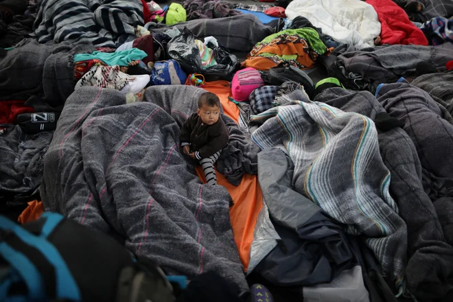 Večina pribežnikov prebiva v začasnih zatočiščih. FOTO: Reuters.
