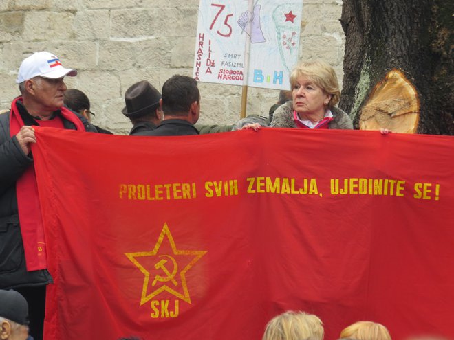 Zastava delavcev FOTO: Bojan Rajšek/Delo