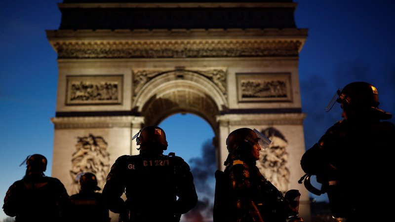 Fotografija: Policija je pregnala protestnike s pariških ulic. FOTO: Reuters 