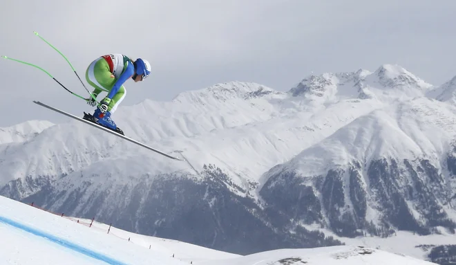 Jutri jo čaka prvi uradni smukaški trening v Lake Louise, v petek in soboto bosta smukaški tekmi, v nedeljo še superveleslalomska. FOTO: Dominic Ebenbichler/Reuters