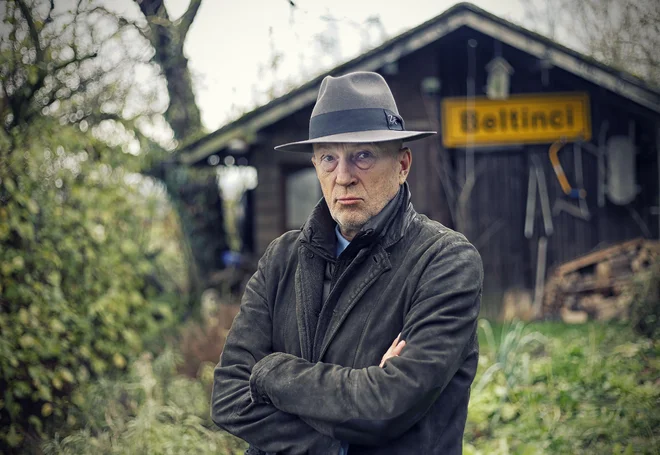 Vlado Kreslin. Ah, ne vem, če bi vstopal v klobuški mit, če ne bi srečal teh mojih gospodov iz Beltincev. FOTO: Blaž Samec/Delo