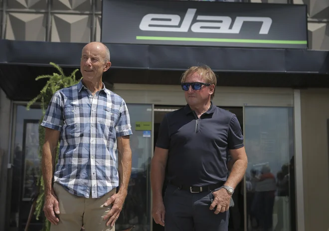 Bojan Križaj in Ingemar Stenmark na odprtju Elanovega muzeja v Begunjah. FOTO: Jože Suhadolnik