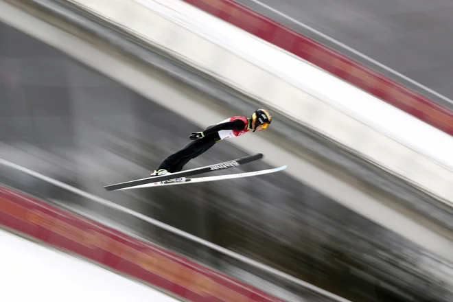 Vid Vrhovnik je trenutno v zelo dobri skakalni formi. FOTO: Reuters