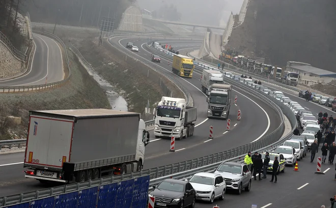 Za gradnjo obeh zadnjih etap je Evropska unija primaknila 66,3 milijona evrov iz sredstev za transevropsko prometno mrežo FOTO: Tadej Regent