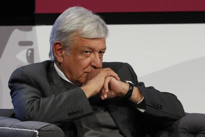 Amlo bo danes prisegel kot 58. predsednik Mehike. FOTO: Rebecca Blackwell/AP