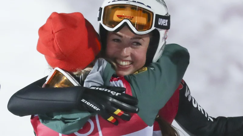 Fotografija: Juliane Seyfarth se je rezveselila svoje prve zmage v svetovnem pokalu. FOTO: AP