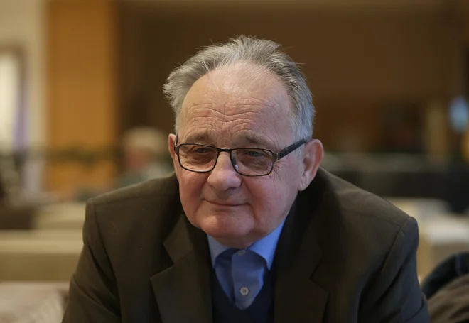 »Veseli me, da se je končno mlada generacija malo prebudila, udeležba na volitvah se nekoliko povečuje,« je dejal Vili Trofenik. Foto Tadej Regent