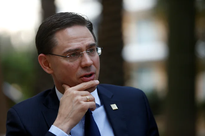 Evropska unija lahko razvije standarde, ki lahko postanejo globalni, pravi podpredsednik evropske komisije Jyrki Katainen. Foto Reuters