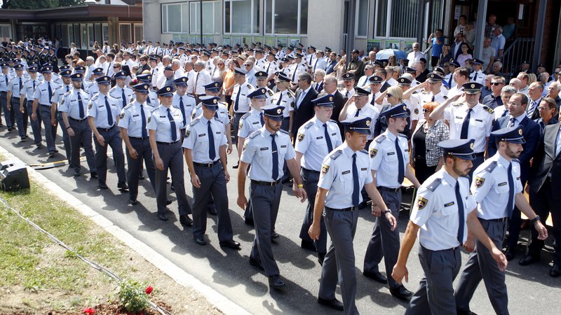 Fotografija: Slovenski policisti so sodelovali v mednarodni operaciji. FOTO: Roman Šipić