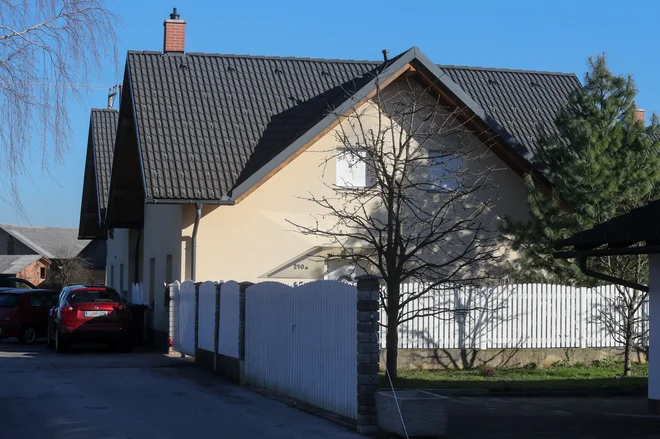 56-letni moški naj bi umoril 48-letno ženo. FOTO: Marko Feist 
