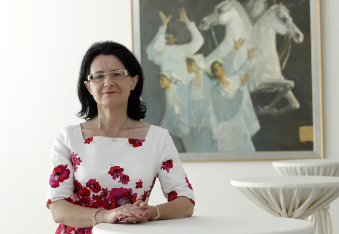 Dr. Verica Trstenjak je bila v igri za novo ustavno sodnico, a je nato na podlagi posveta s poslanskimi skupinami predsednik republike državnemu zboru v imenovanje predlagal dr. Katjo Šugman Stubbs. Foto: Mavric Pivk/Delo