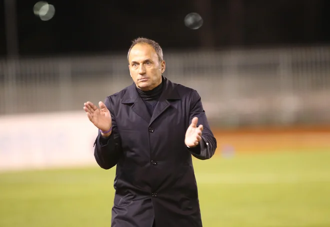 Po letu brez lovorik se Darko Milanič drugo leto nadeja dvojne lovorike. FOTO: Tadej Regent/Delo