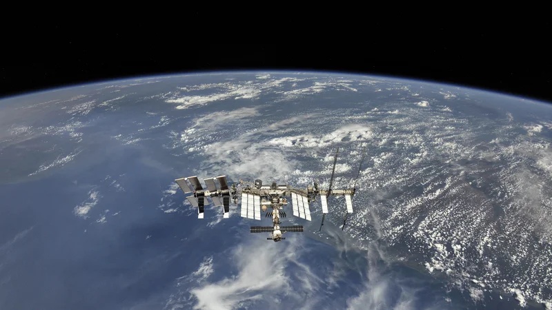 Fotografija: 3D-biotiskalnik je na Mednarodno vesoljsko postajo (ISS) prispel 3. decembra. FOTO: Roscosmos/ Nasa