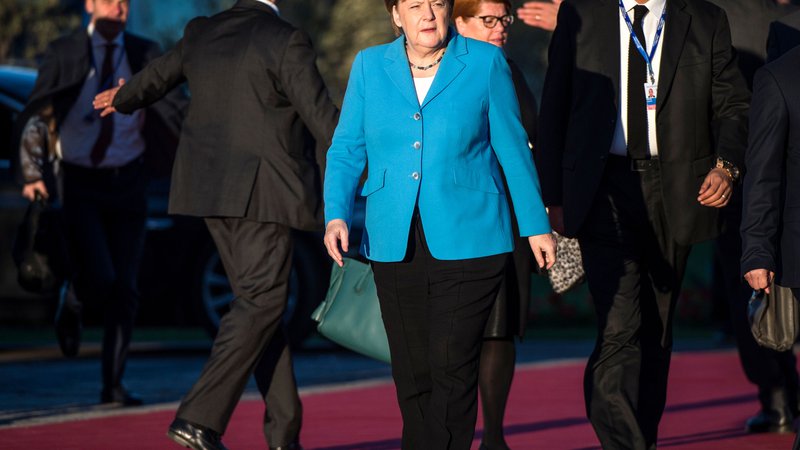 Fotografija: Nemška kanclerka je z udeležbo na konferenci pokazala privrženost globalnemu dogovoru o migracijah. FOTO: FADEL SENNA / AFP