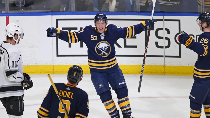 Fotografija: Skinner je pred sezono okrepil Buffalo, tokrat je bil junak ob zmagi Sabres. FOTO: AP