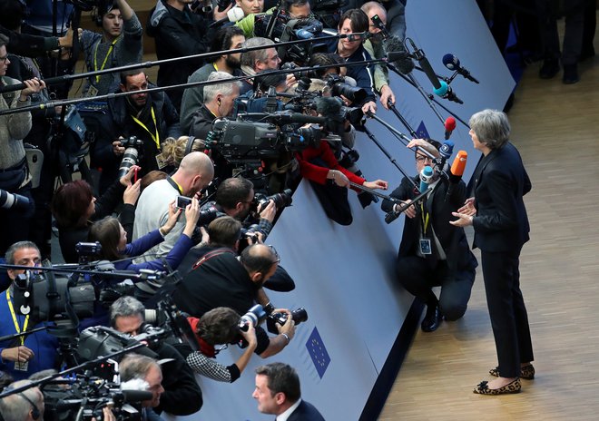 Prvi dan tokratnega vrha je popolnoma zasenčil brexit. FOTO: REUTERS/Yves Herman