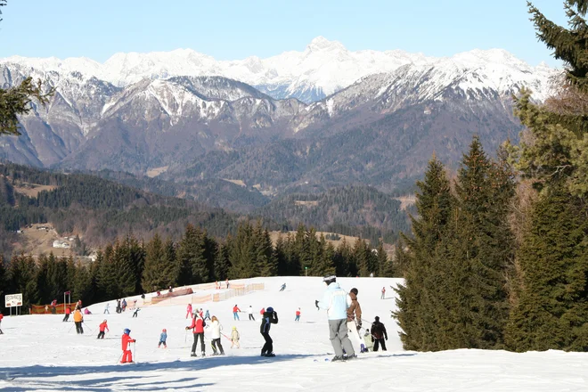 Na dan odprtja bodo v prodaji samo celodnevne vozovnice, in sicer s 50-odstotnim popustom. FOTO: Arhiv Dela