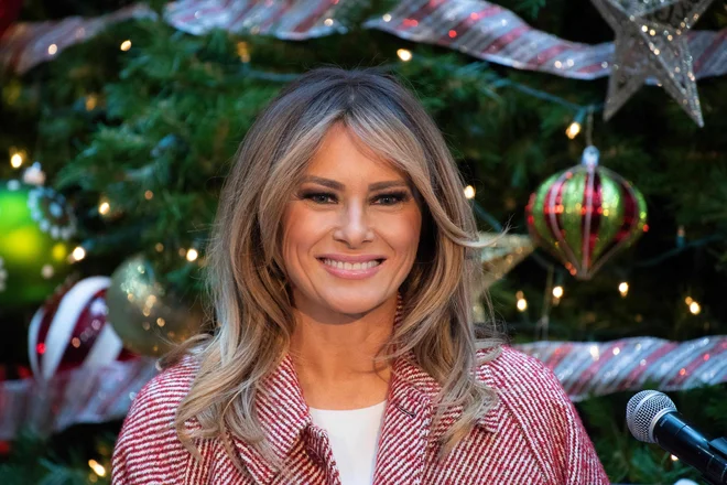 Melania Trump se je odločila za novo pričesko. FOTO: Jim Watson/AFP